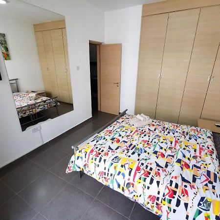 Beachy Keen City Apartment Lárnaka Kültér fotó